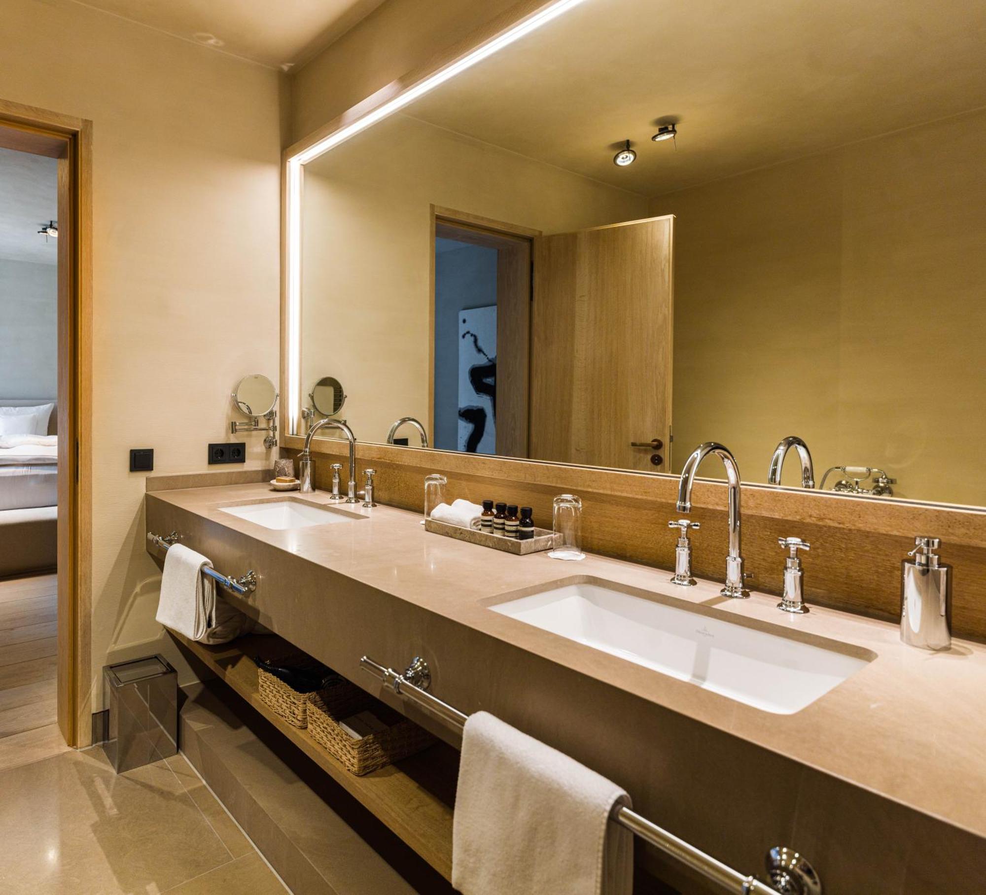 Hotel Purs อันแดร์นาค ภายนอก รูปภาพ